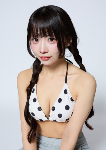 楠つきみ