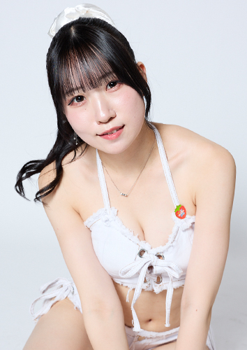 梓奈ふゆこ