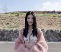 2022年3月_衣装チェック10_吉田あかり